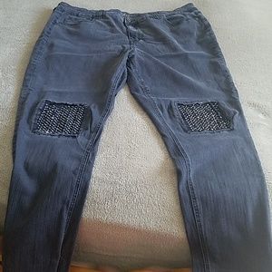 Melissa McCarthy Seven7 Skinny Jeans